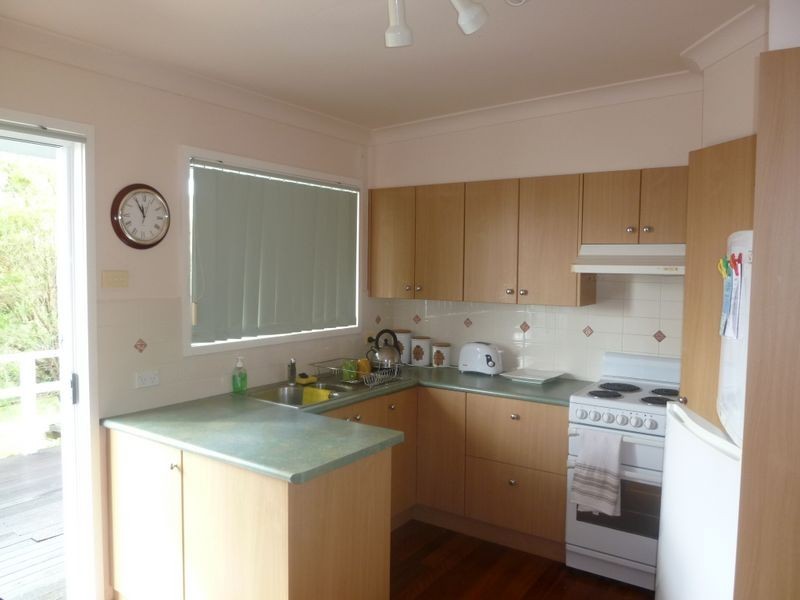 8 Leopold Street, Crowdy Head NSW 2427