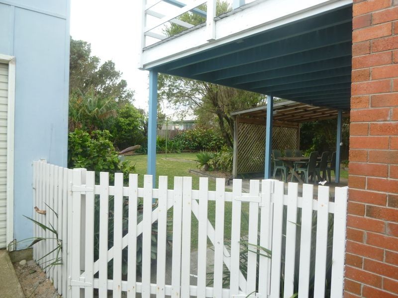 8 Leopold Street, Crowdy Head NSW 2427