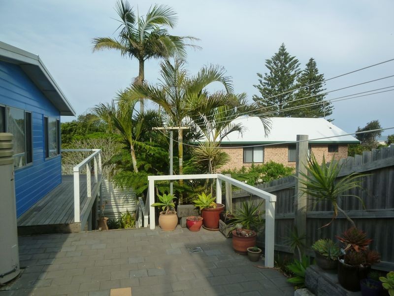 2 Church Street, Harrington NSW 2427