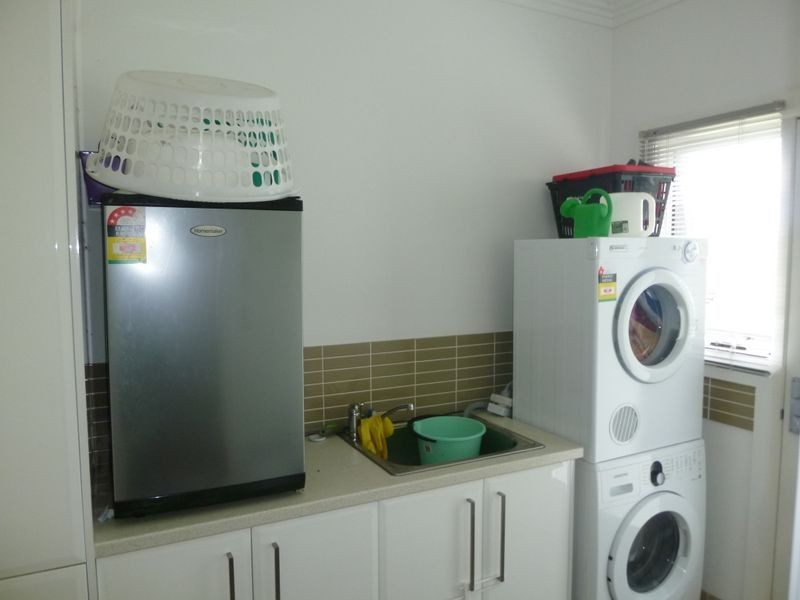 8 Lazzarini Drive, Harrington NSW 2427