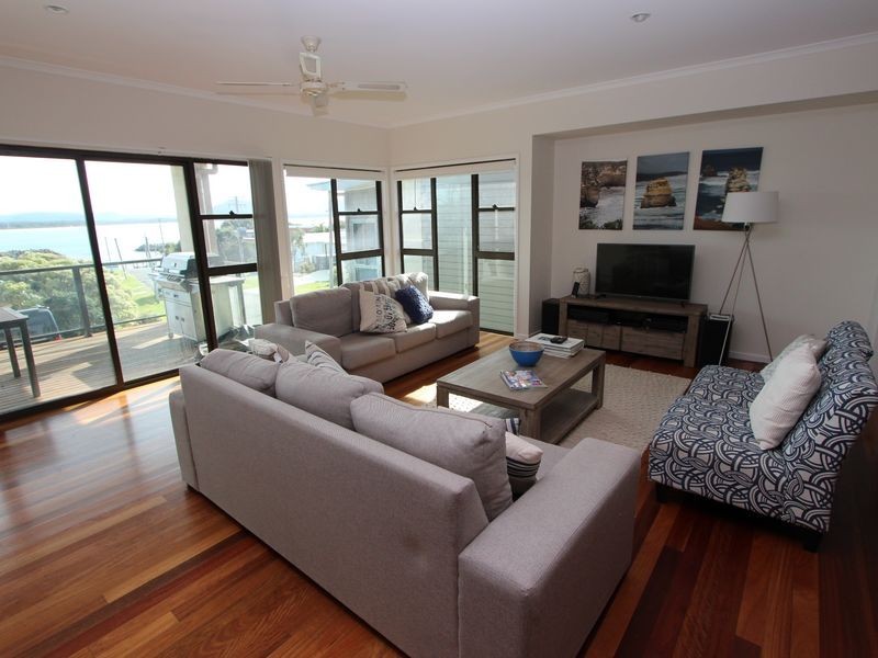 17 Joyce Street, Crowdy Head NSW 2427