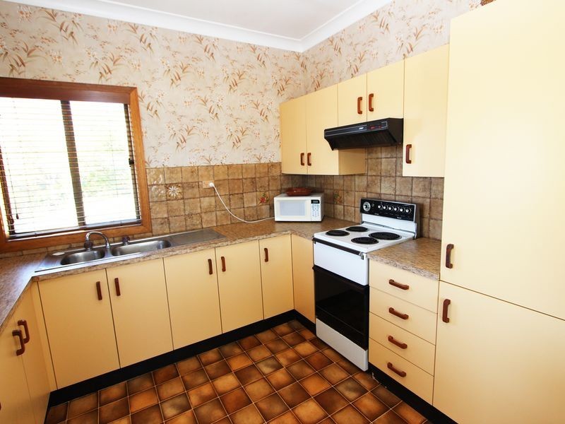 4 Deborah Street, Crowdy Head NSW 2427