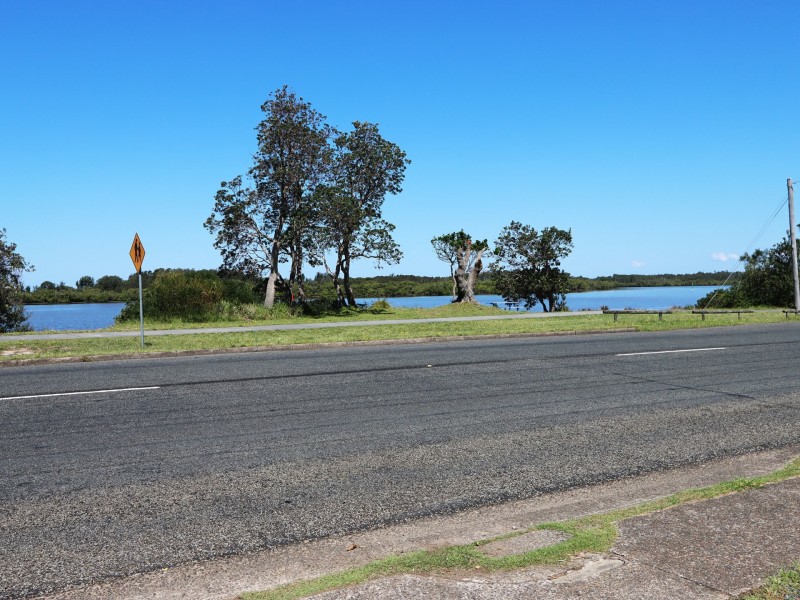 131 Beach Street, Harrington NSW 2427