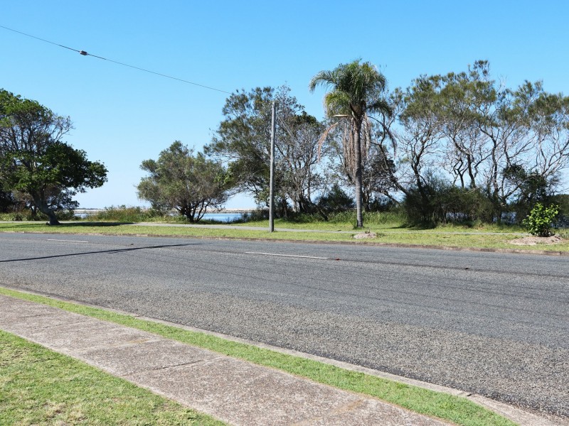 131 Beach Street, Harrington NSW 2427