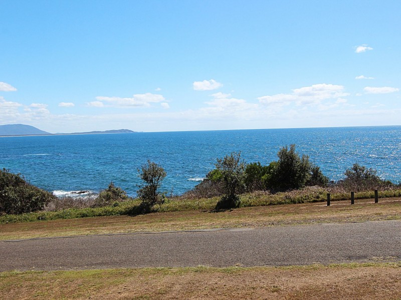 35 Pacific Drive, Crowdy Head NSW 2427