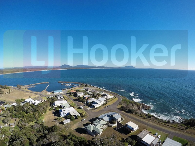 35 Pacific Drive, Crowdy Head NSW 2427