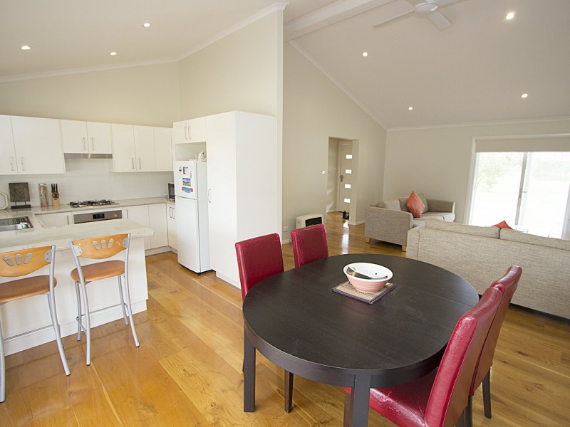 17 Dolphin Park Crescent, Harrington NSW 2427