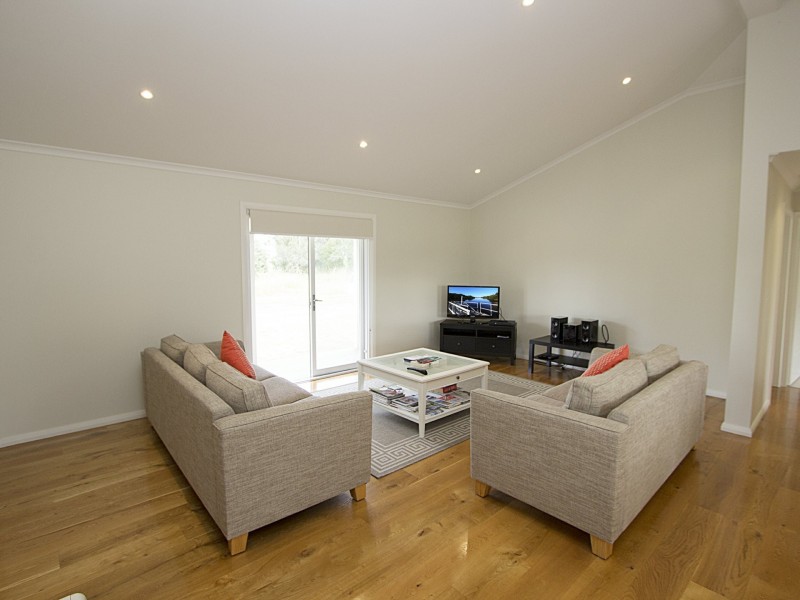 17 Dolphin Park Crescent, Harrington NSW 2427