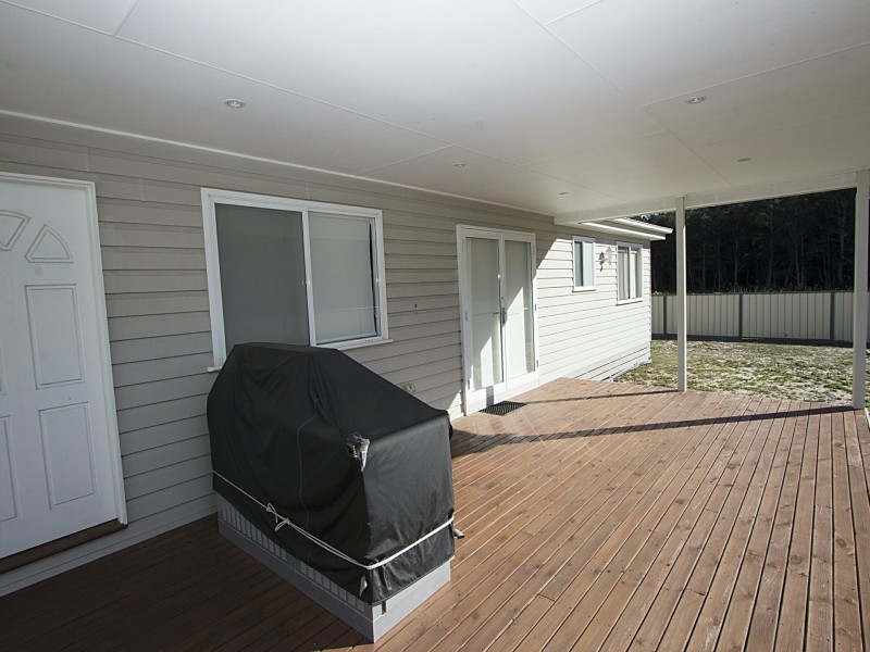 17 Dolphin Park Crescent, Harrington NSW 2427