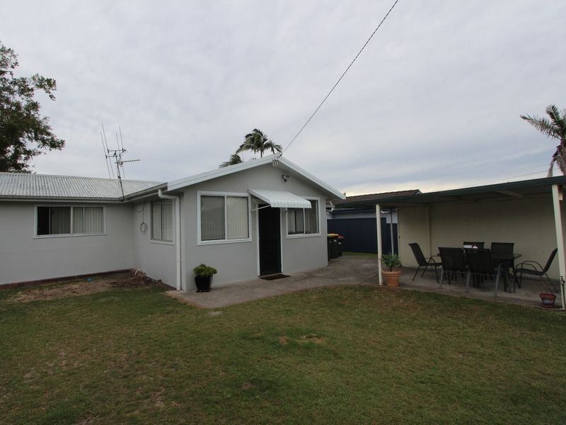 2 Minimbah Avenue, Harrington NSW 2427