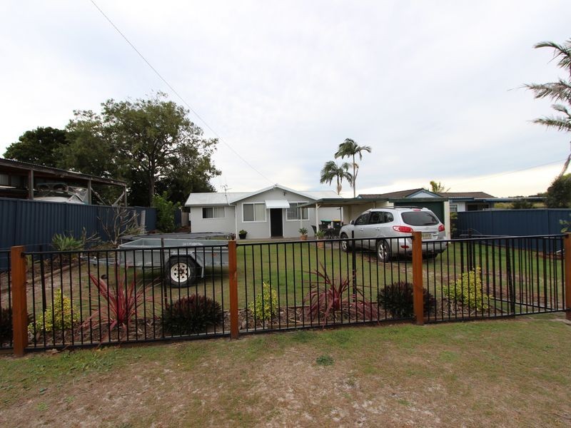 2 Minimbah Avenue, Harrington NSW 2427