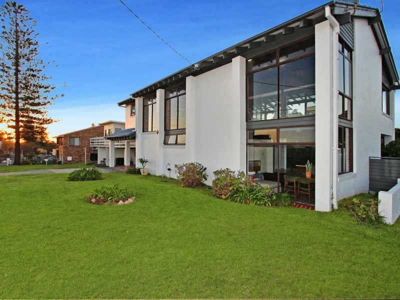 15 High Street, Harrington NSW 2427