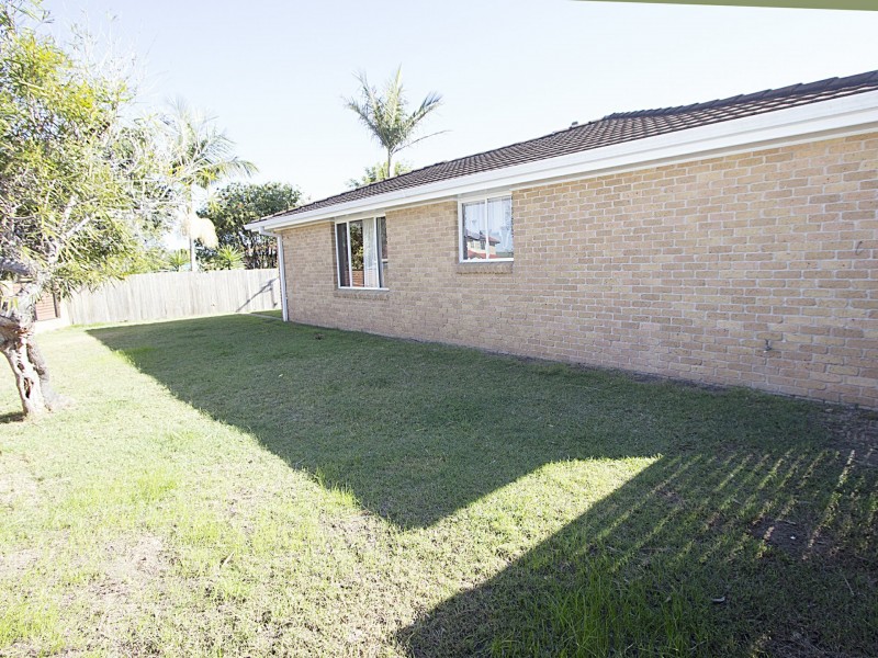 2 Damian Close, Harrington NSW 2427