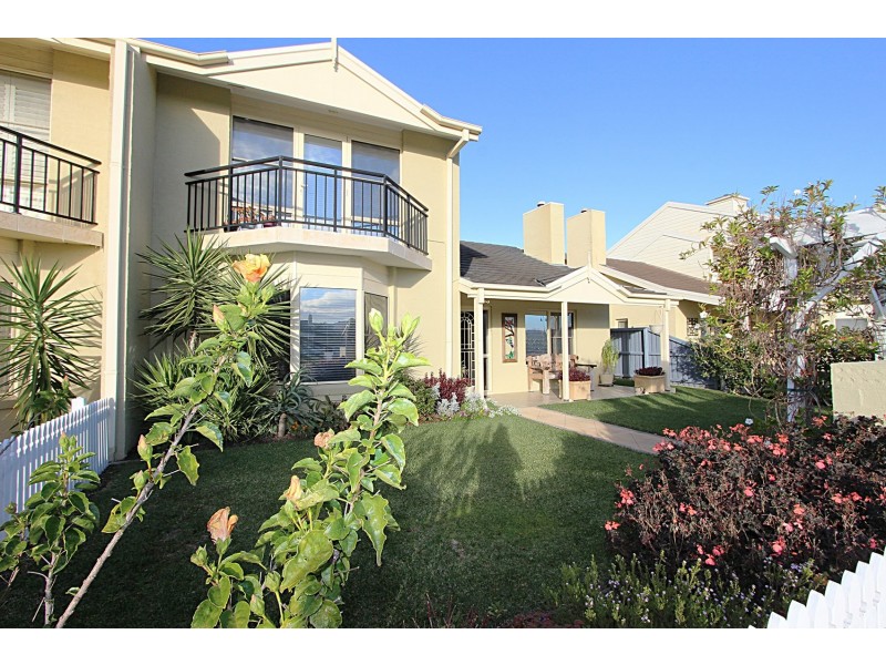 10 Sampson Avenue, Harrington NSW 2427