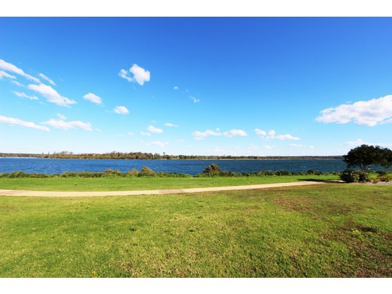 79 Pretoria Parade, Harrington NSW 2427