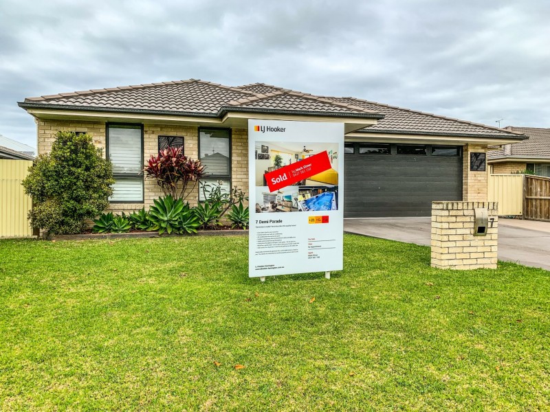 7 Demi Parade, Harrington NSW 2427