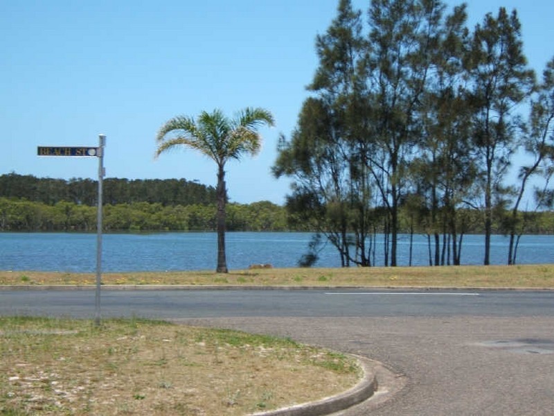 6 Glacken Street, Harrington NSW 2427