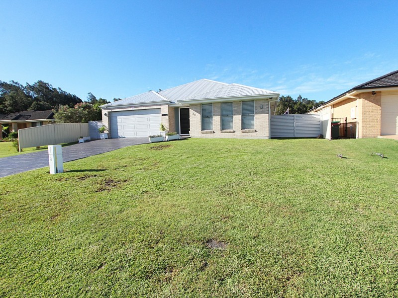 51 Hogan Street, Harrington NSW 2427