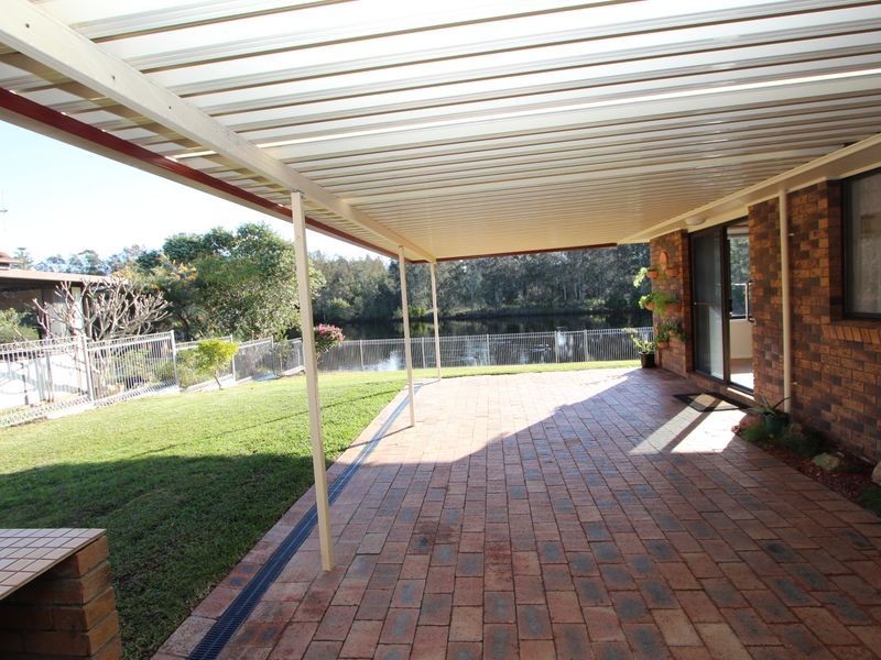 15 Shearwater Crescent, Harrington NSW 2427