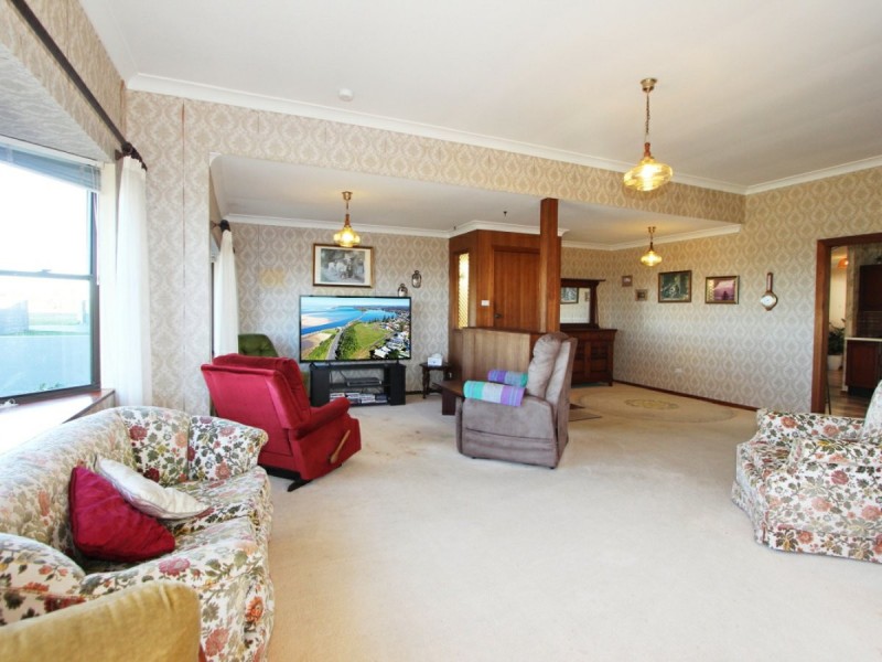 9 High Street, Harrington NSW 2427