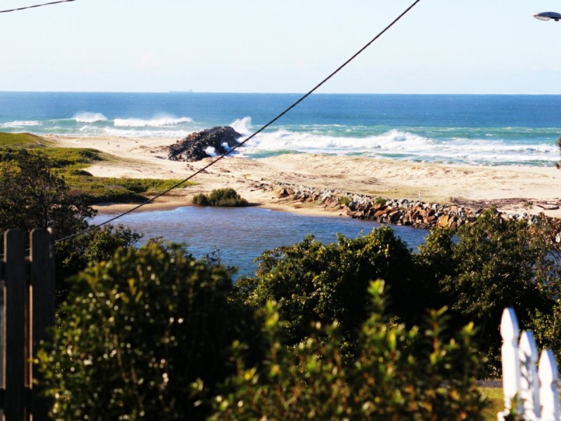 9 High Street, Harrington NSW 2427