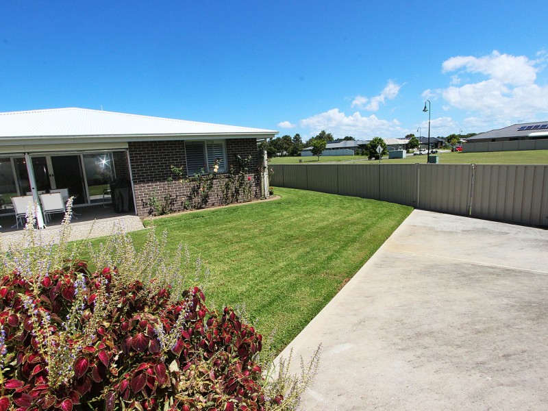 2 Echo Drive, Harrington NSW 2427
