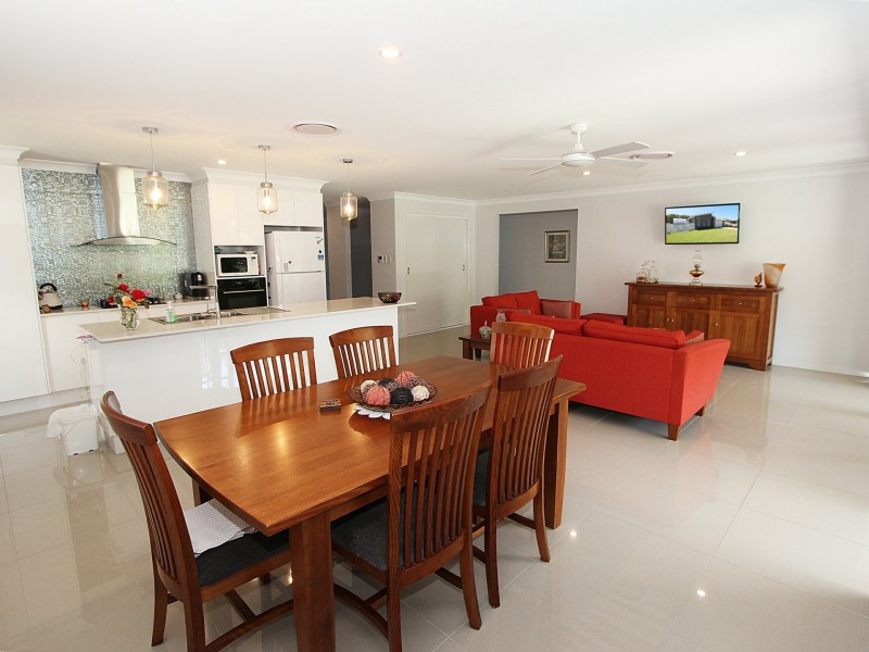 2 Echo Drive, Harrington NSW 2427