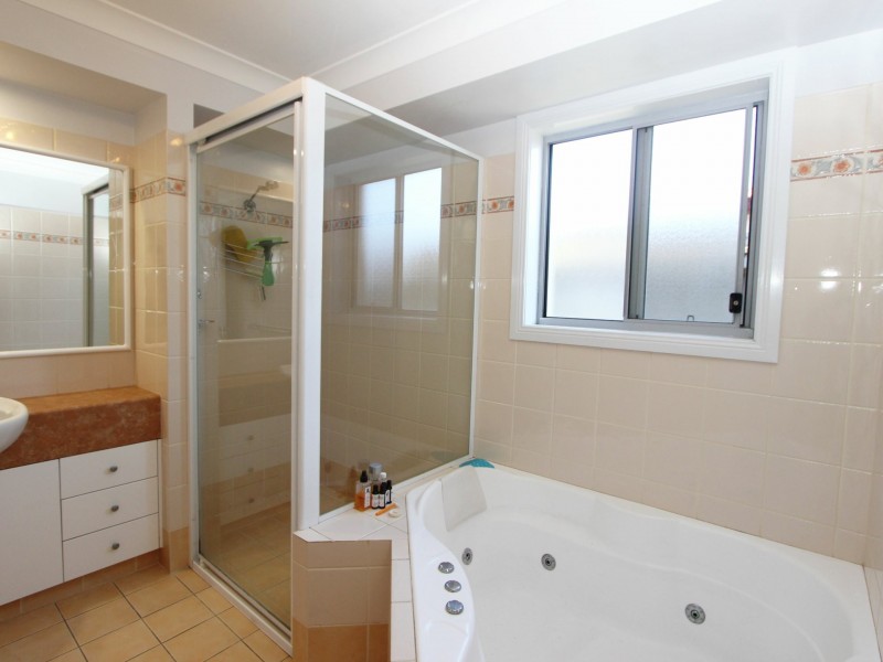9 Cooloon Avenue, Harrington NSW 2427