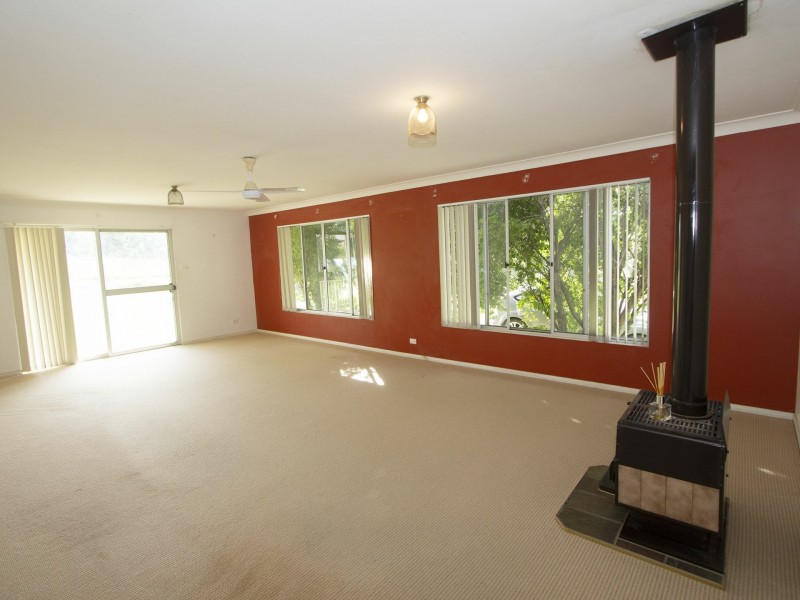 49 Bangalow Road, Coopernook NSW 2426