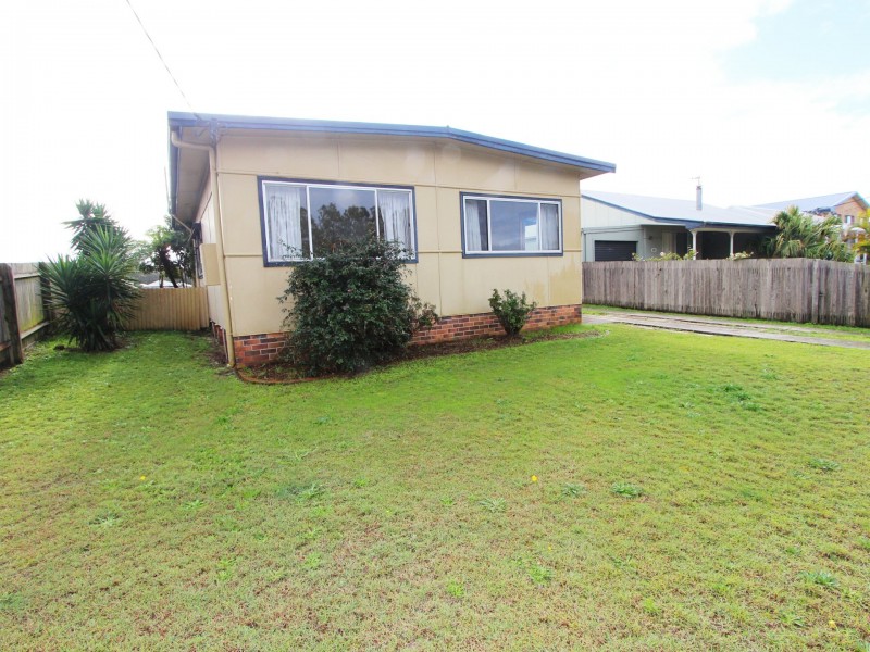 265 Beach Street, Harrington NSW 2427