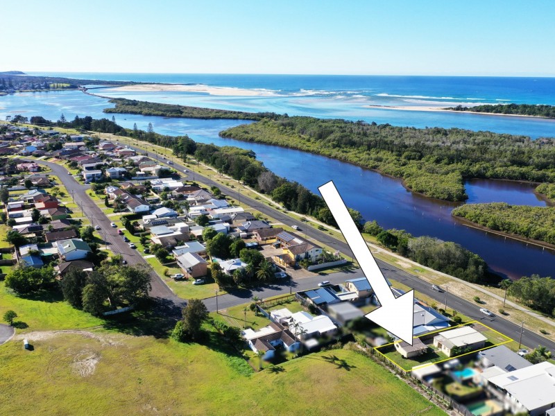 265 Beach Street, Harrington NSW 2427
