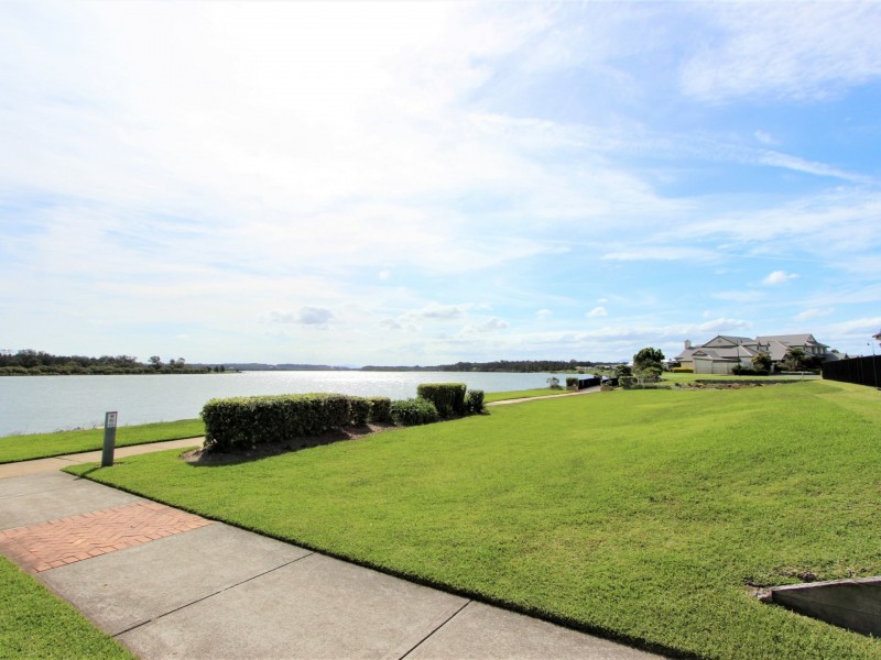 1/84 Diamantina Circuit, Harrington NSW 2427