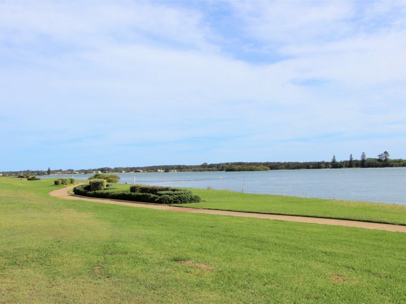 1/84 Diamantina Circuit, Harrington NSW 2427