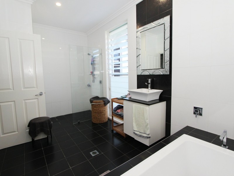 5 Josephine Boulevard, Harrington NSW 2427