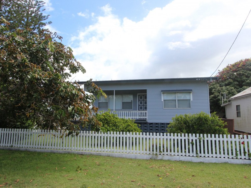 6 Scott Street, Harrington NSW 2427