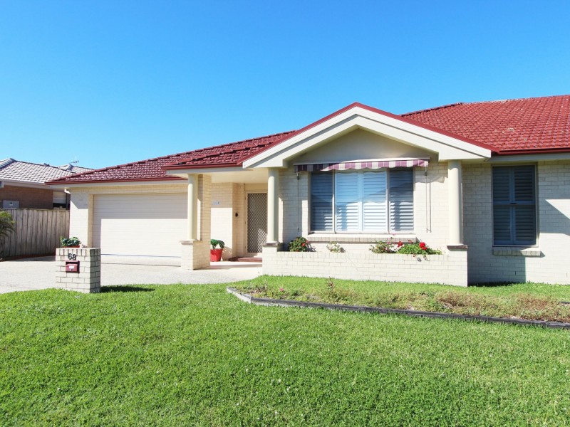 2/68 Echo Drive, Harrington NSW 2427