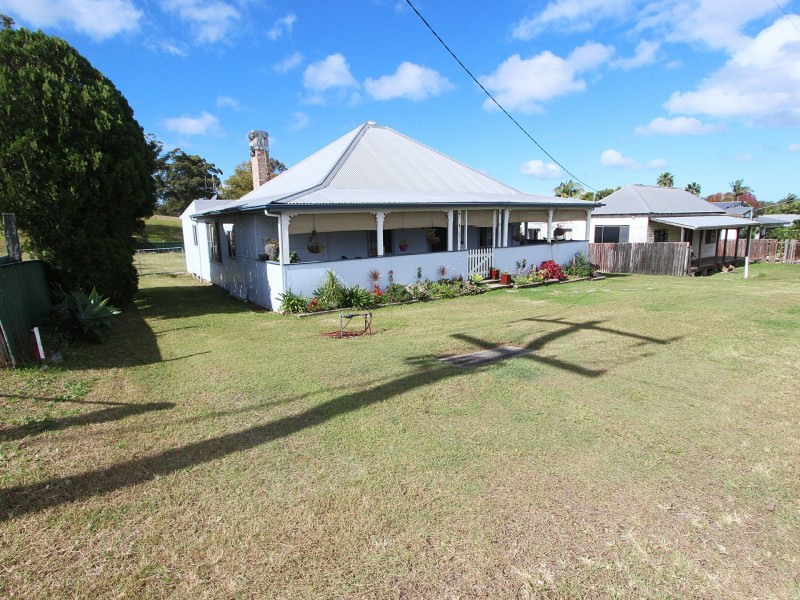 17 Bangalow Road, Coopernook NSW 2426