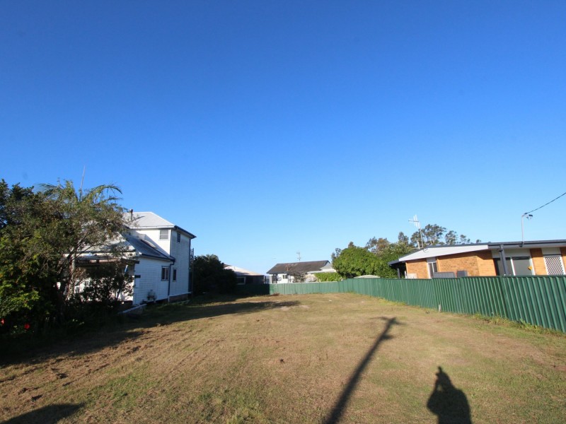 13 Glacken Street, Harrington NSW 2427