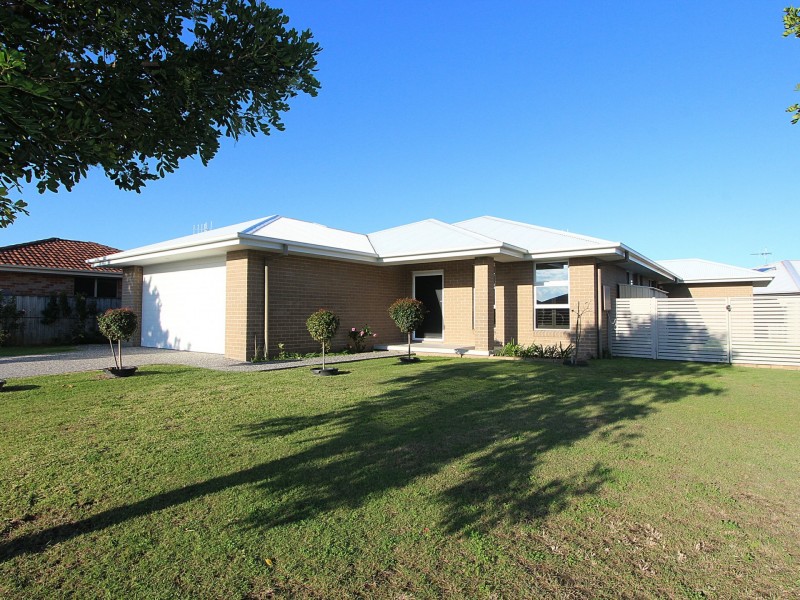 16 Fireking Place, Harrington NSW 2427