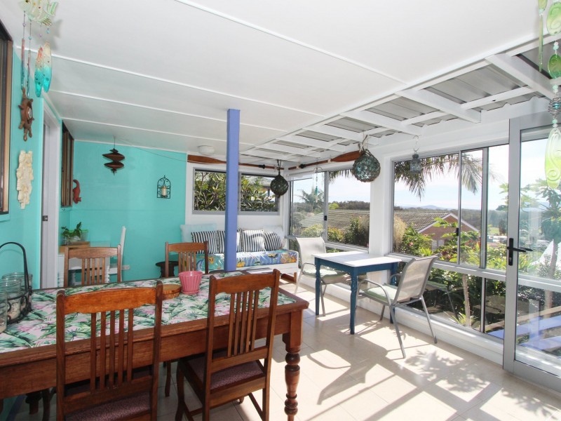 9 Church Street, Harrington NSW 2427