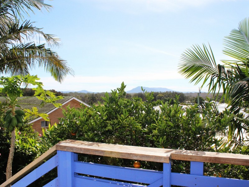 9 Church Street, Harrington NSW 2427