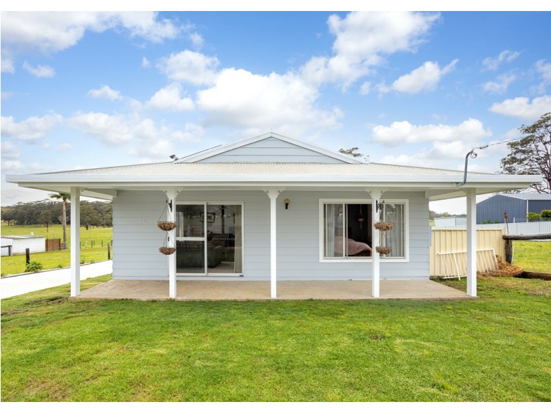 49 Bangalow Road, Coopernook NSW 2426