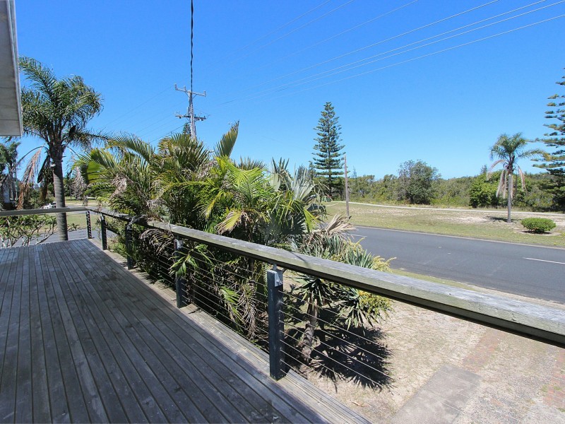 211 Beach Street, Harrington NSW 2427