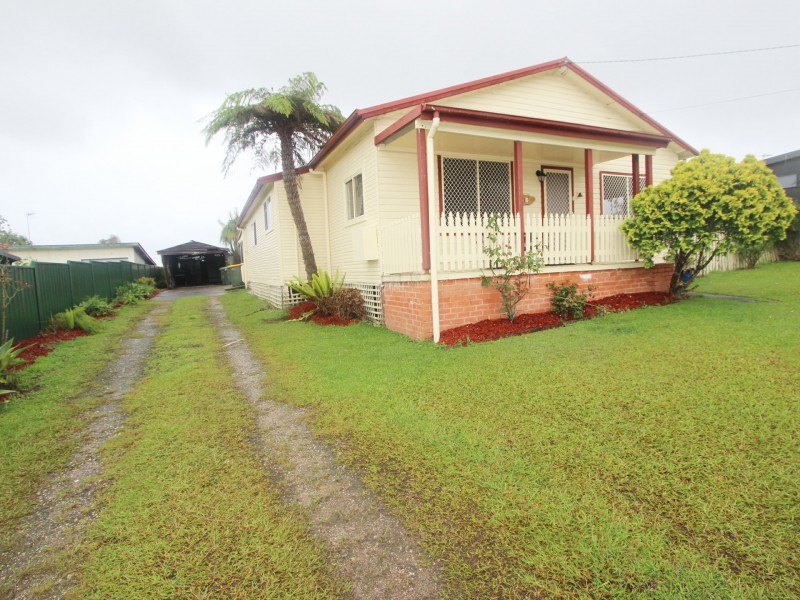 18 Bangalow Road, Coopernook NSW 2426
