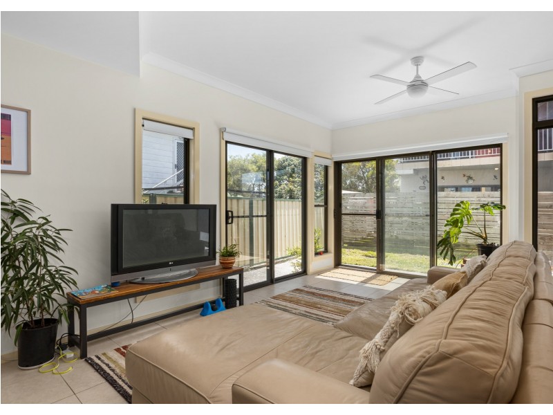 2/45 Beach Street, Harrington NSW 2427