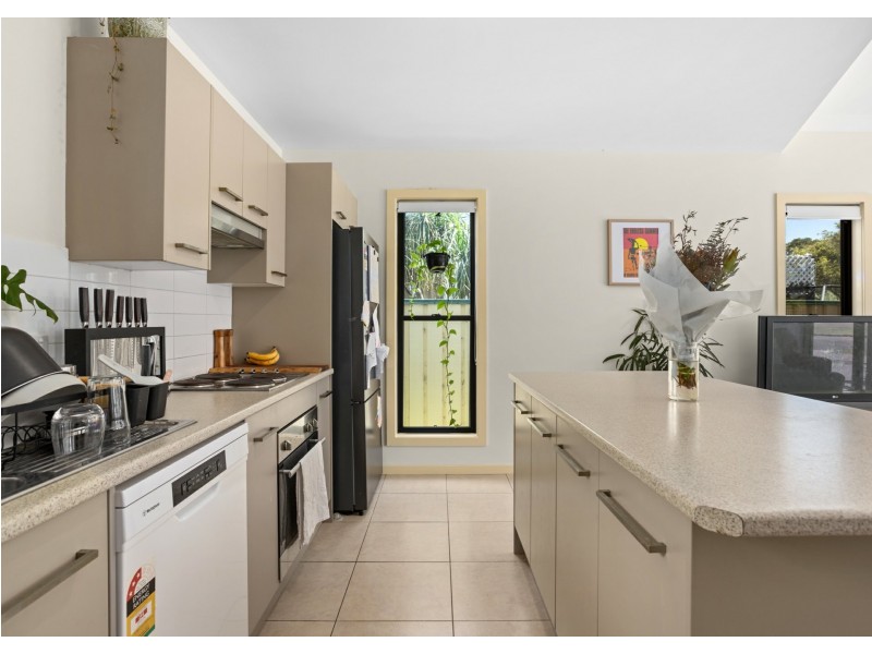 2/45 Beach Street, Harrington NSW 2427