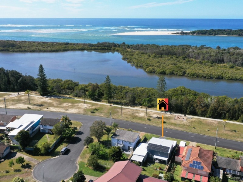 213 Beach Street, Harrington NSW 2427