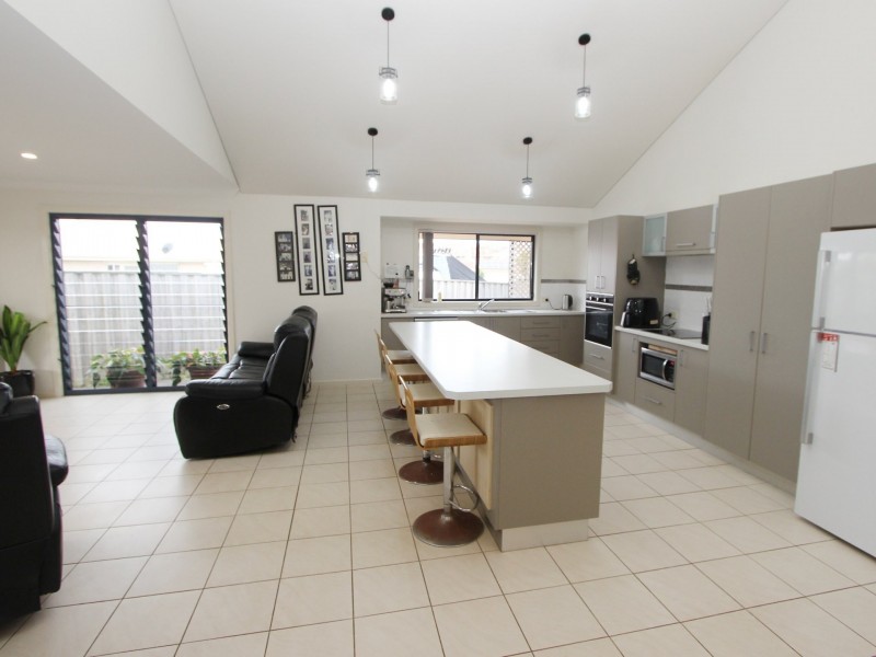 1 John Gollan Avenue, Harrington NSW 2427