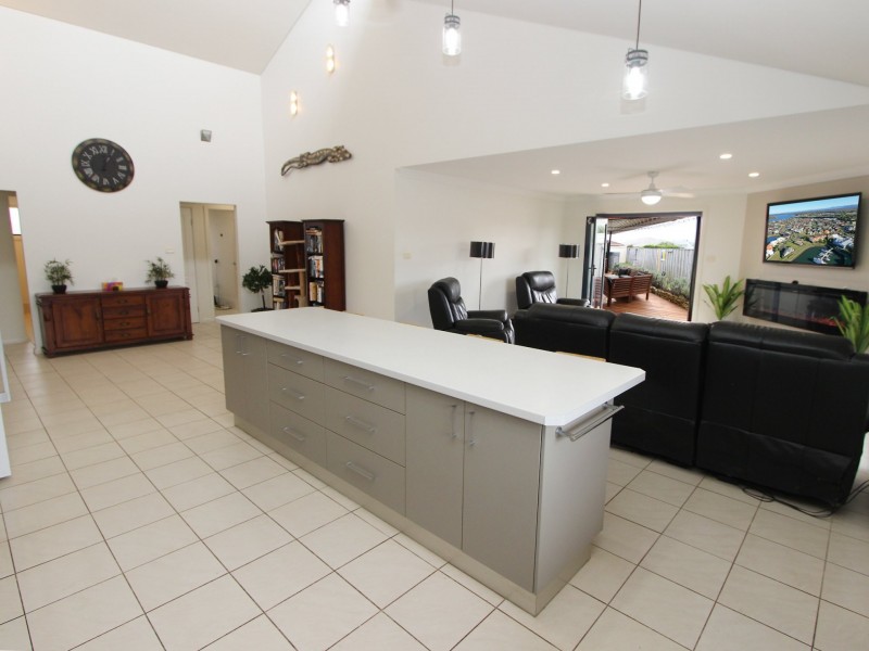 1 John Gollan Avenue, Harrington NSW 2427