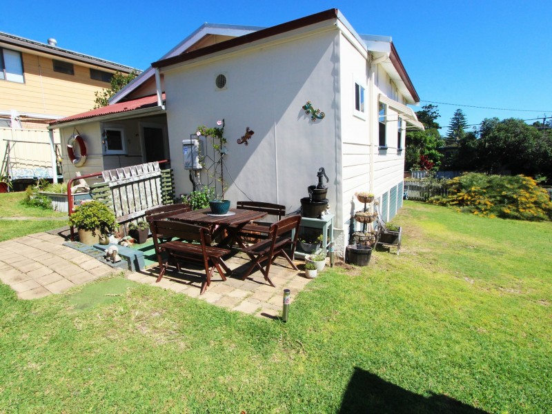 19 Pilot Street, Harrington NSW 2427